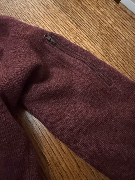 Patagonia Better sweater women’s 1/4  zip  in Deep Maroon - Picture 6 of 6